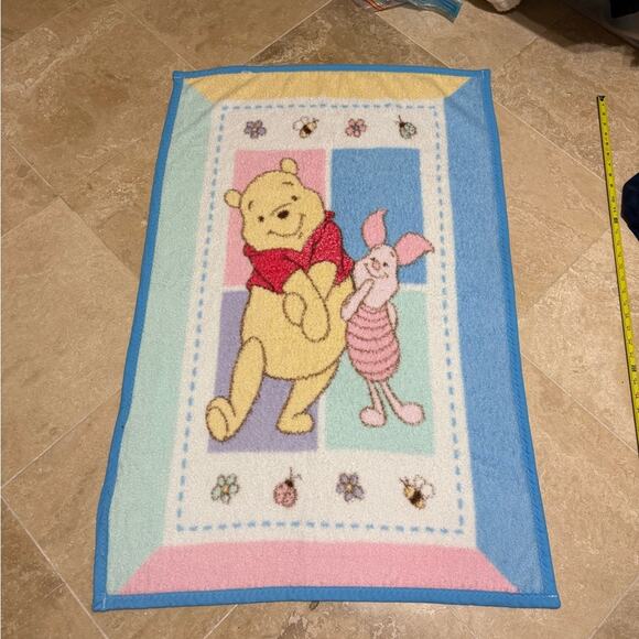 Vintage Disney Pooh and Piglet blanket - Picture 2 of 4